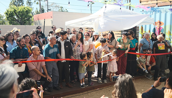 La Colmena celebrates its grand opening